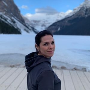 Meet your Posher, Adrianna